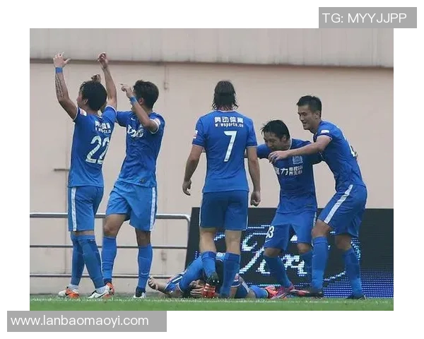 力帆与富力精彩对决重播回顾赛场瞬间与精彩进球分析