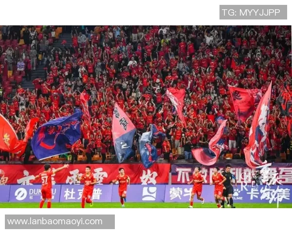 龙兴足球场足球比赛直播回放