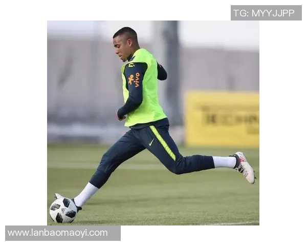 热苏斯的崛起之路：从青涩小将到足坛明星的蜕变与挑战